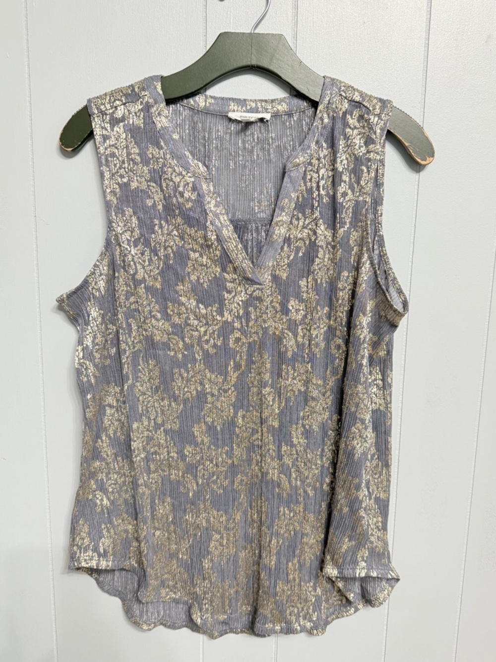 #17) Maurices Lavender Sleeveless V-Neck Tank with Gold Floral Shine